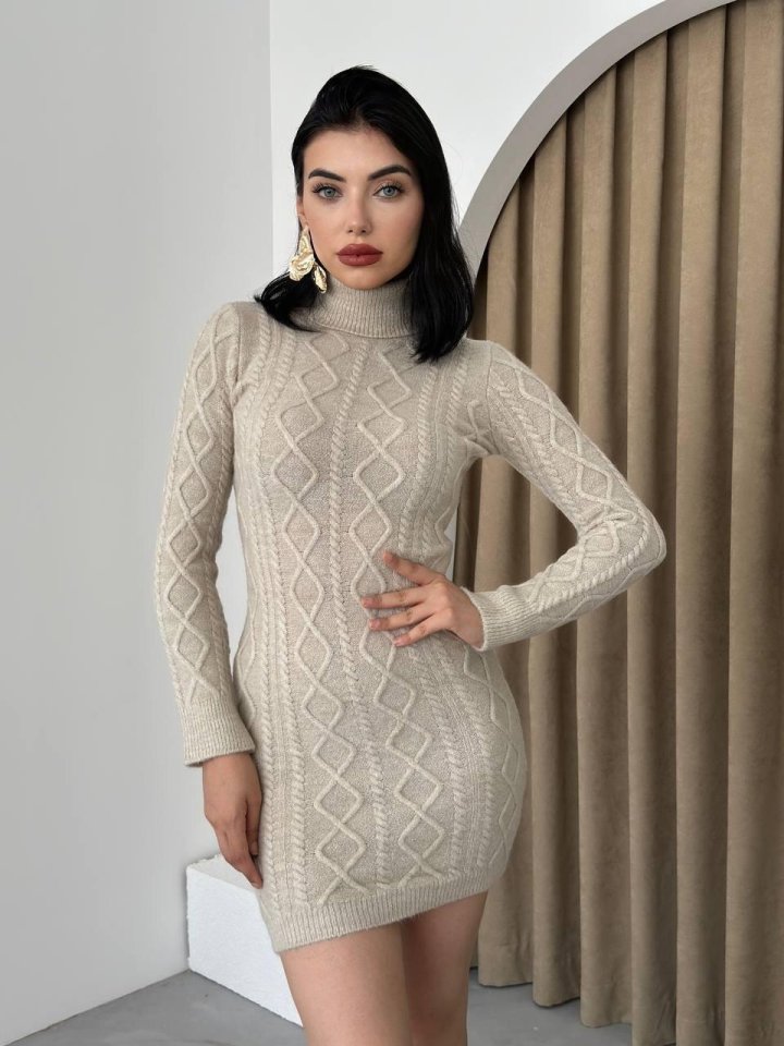 Dress Kevina